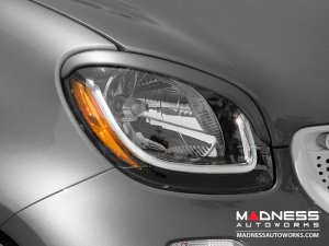 smart fortwo Eyebrows/ Headlight Trim - 453 model - Cool Silver